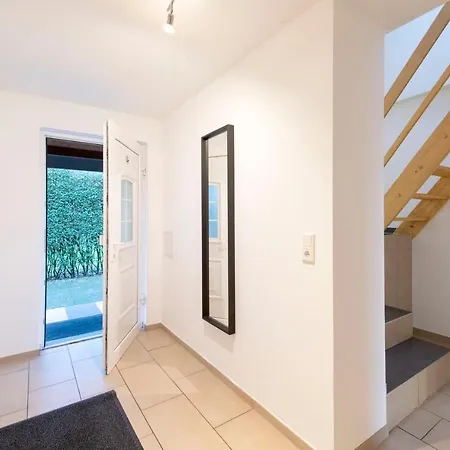 Workers Apartment Near Kleve - 3 Bedrooms - 8 Single Beds