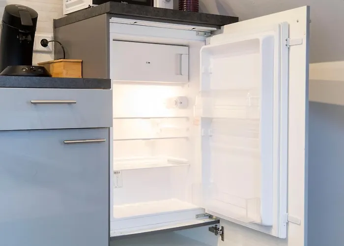 公寓 And Work - 8 Single Beds - Garage *